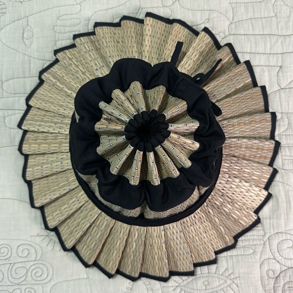 NEW Lorna Murray Ubud Island Capri Hat Black Natural Sz L Packable - Picture 3 of 8